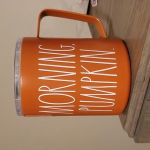 BNWT Rae Dunn Halloween mug